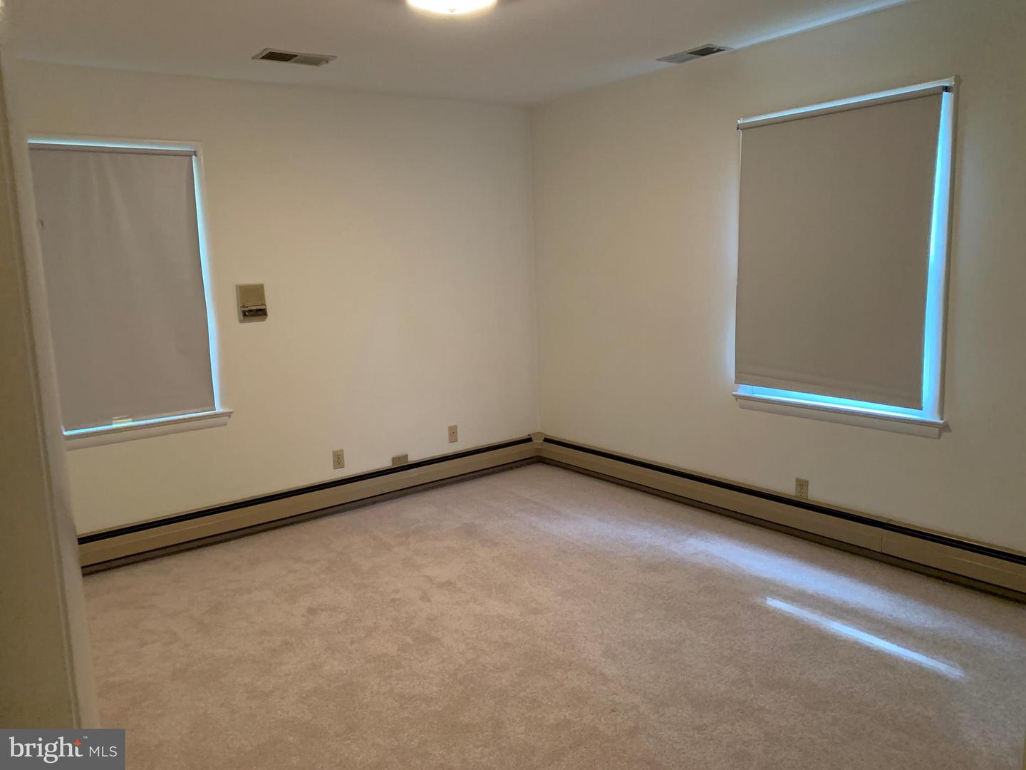 4515 SHIRLEY GATE RD, FAIRFAX, Virginia 22030, 4 Bedrooms Bedrooms, ,2 BathroomsBathrooms,Residential,For sale,4515 SHIRLEY GATE RD,VAFX2256678 MLS # VAFX2256678