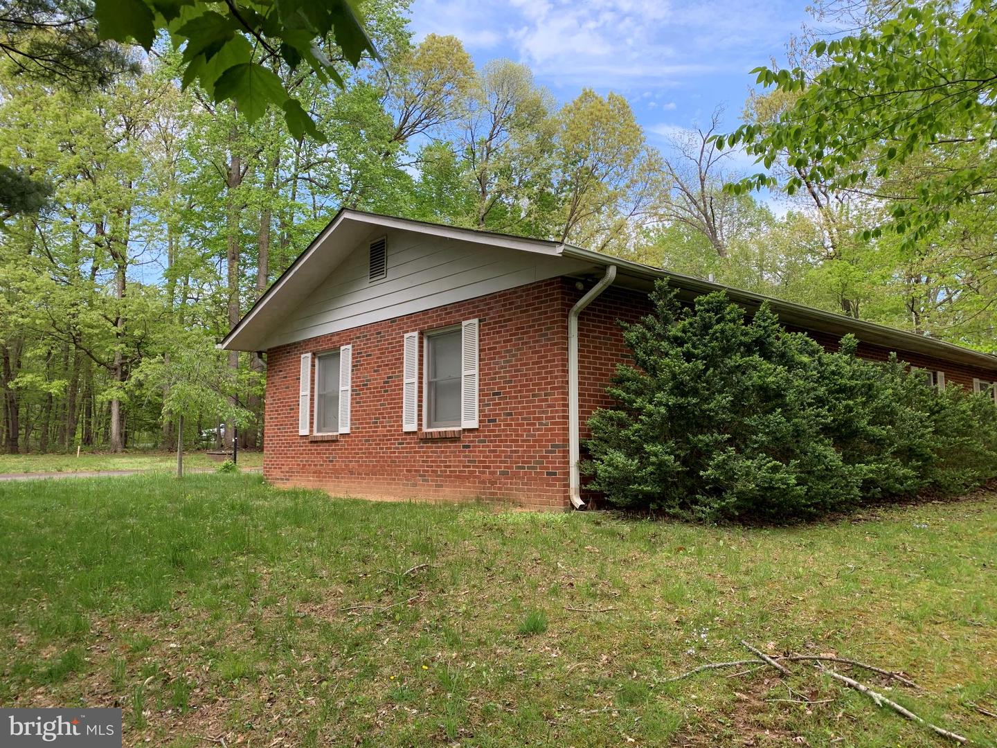 4515 SHIRLEY GATE RD, FAIRFAX, Virginia 22030, 4 Bedrooms Bedrooms, ,2 BathroomsBathrooms,Residential,For sale,4515 SHIRLEY GATE RD,VAFX2256678 MLS # VAFX2256678
