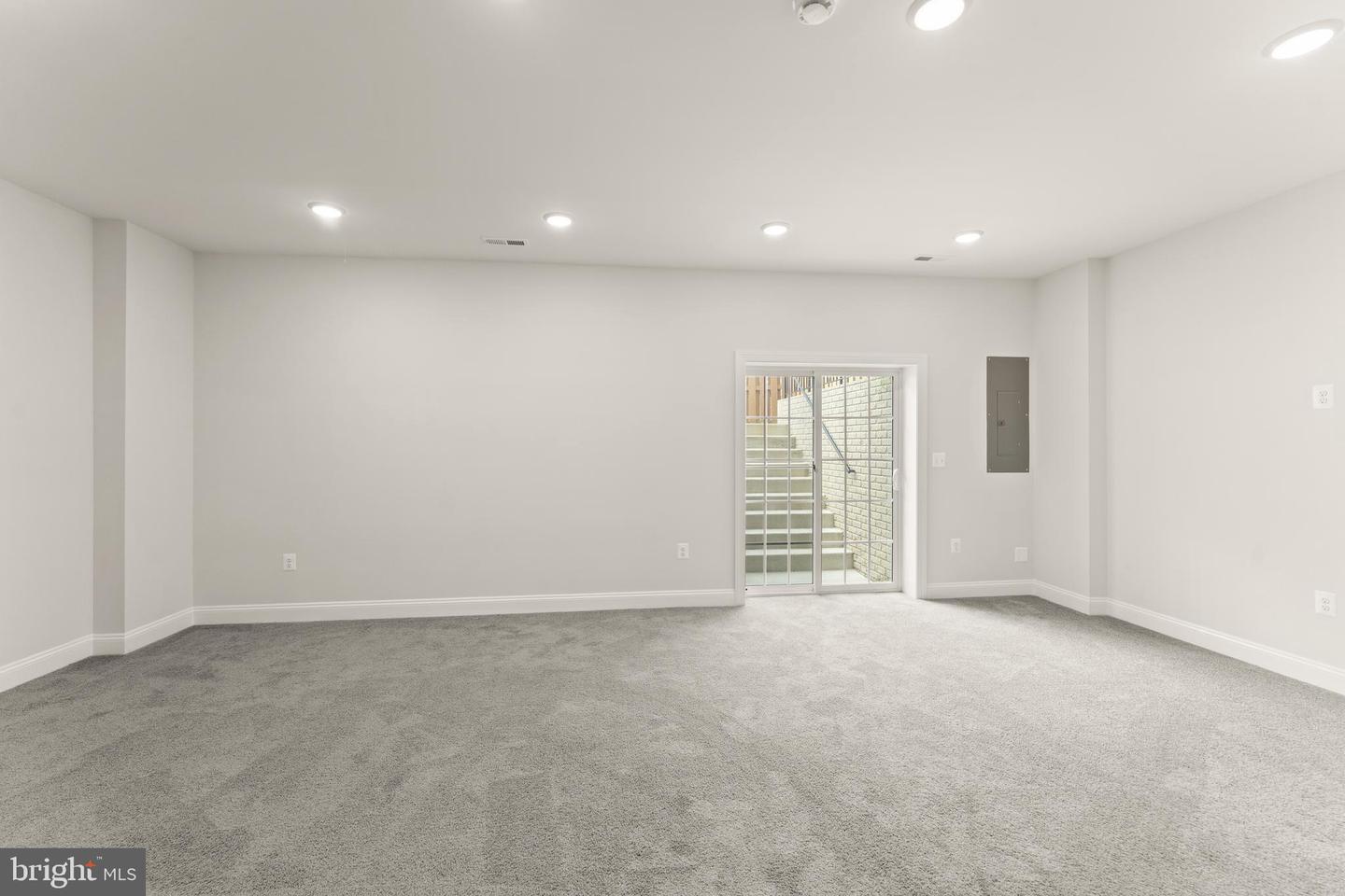 3179 BARBEQUE PL, WOODBRIDGE, Virginia 22193, 3 Bedrooms Bedrooms, ,3 BathroomsBathrooms,Residential,For sale,3179 BARBEQUE PL,VAPW2099678 MLS # VAPW2099678
