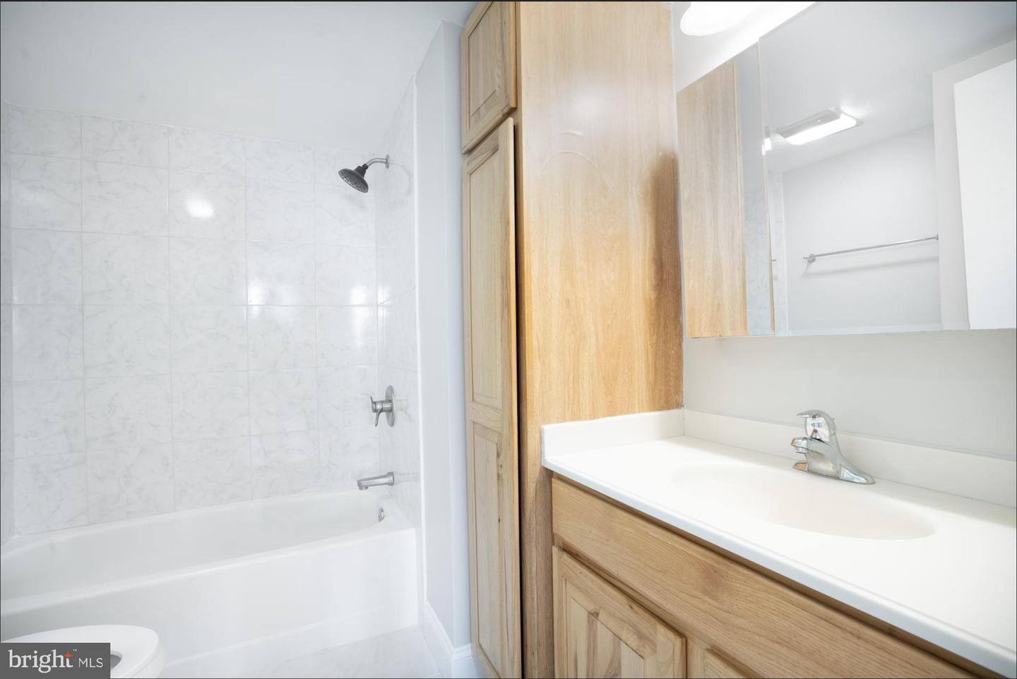 5505 SEMINARY RD #905N, FALLS CHURCH, Virginia 22041, 3 Bedrooms Bedrooms, 5 Rooms Rooms,2 BathroomsBathrooms,Residential,For sale,5505 SEMINARY RD #905N,VAFX2256684 MLS # VAFX2256684