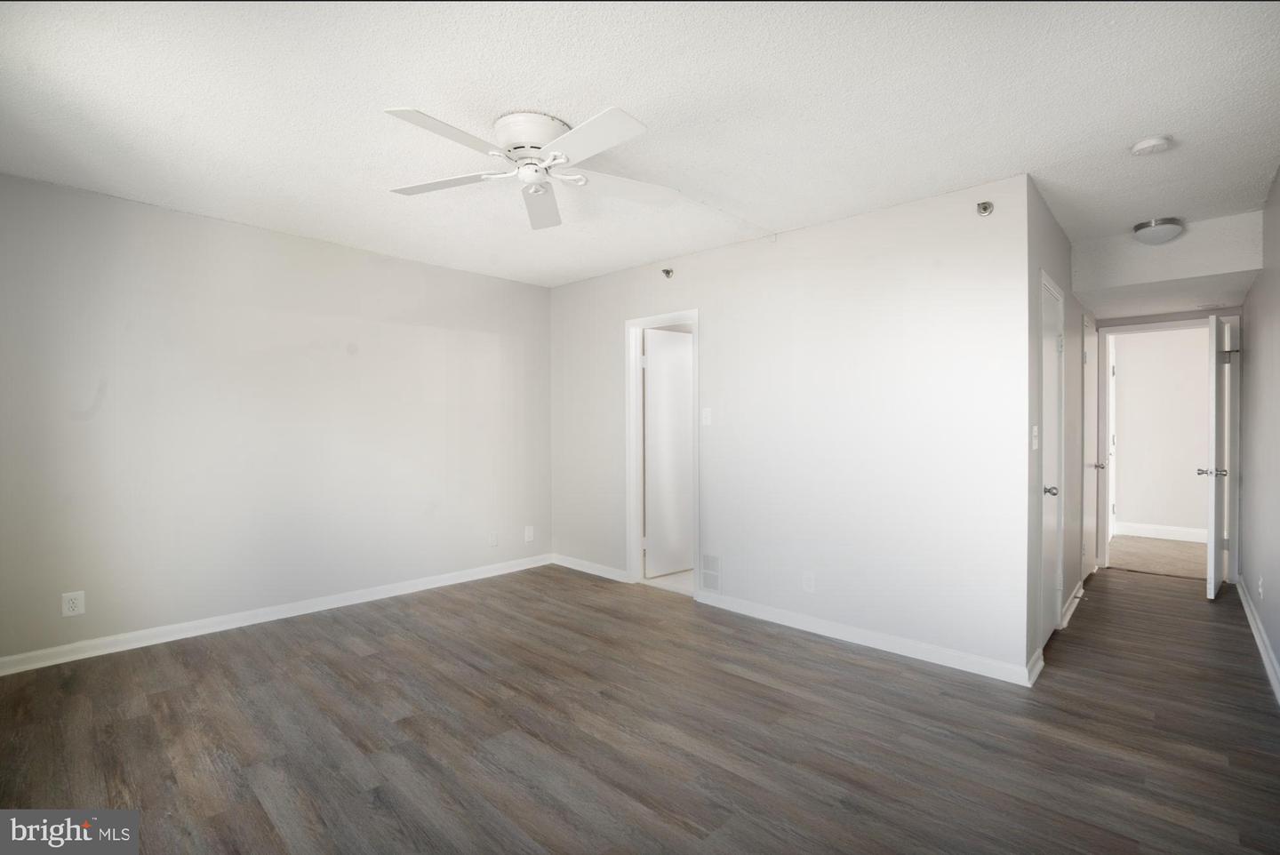 5505 SEMINARY RD #905N, FALLS CHURCH, Virginia 22041, 3 Bedrooms Bedrooms, 5 Rooms Rooms,2 BathroomsBathrooms,Residential,For sale,5505 SEMINARY RD #905N,VAFX2256684 MLS # VAFX2256684