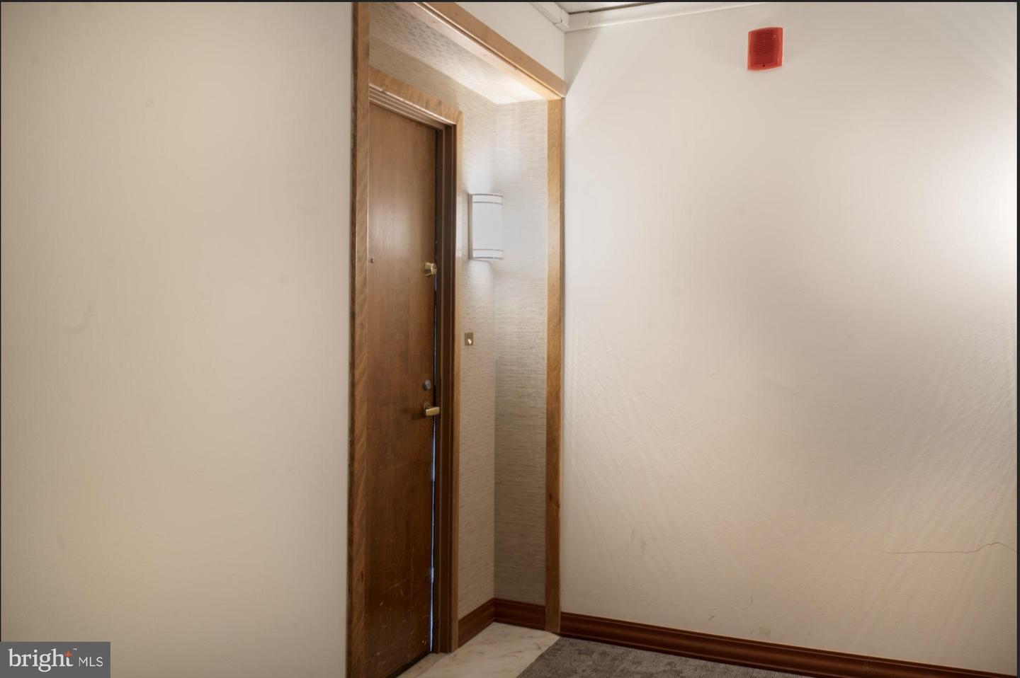 5505 SEMINARY RD #905N, FALLS CHURCH, Virginia 22041, 3 Bedrooms Bedrooms, 5 Rooms Rooms,2 BathroomsBathrooms,Residential,For sale,5505 SEMINARY RD #905N,VAFX2256684 MLS # VAFX2256684