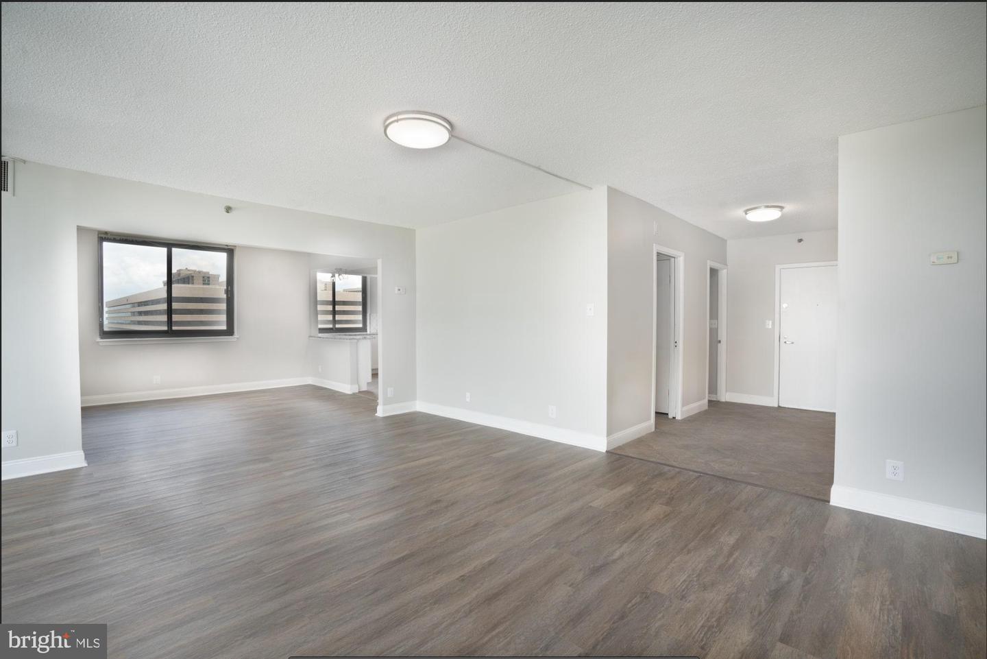 5505 SEMINARY RD #905N, FALLS CHURCH, Virginia 22041, 3 Bedrooms Bedrooms, 5 Rooms Rooms,2 BathroomsBathrooms,Residential,For sale,5505 SEMINARY RD #905N,VAFX2256684 MLS # VAFX2256684