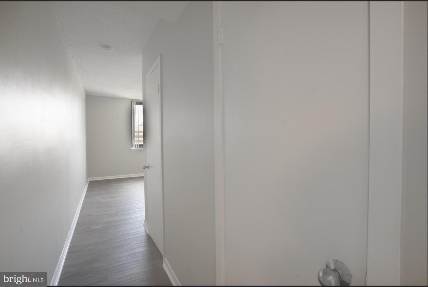 5505 SEMINARY RD #905N, FALLS CHURCH, Virginia 22041, 3 Bedrooms Bedrooms, 5 Rooms Rooms,2 BathroomsBathrooms,Residential,For sale,5505 SEMINARY RD #905N,VAFX2256684 MLS # VAFX2256684