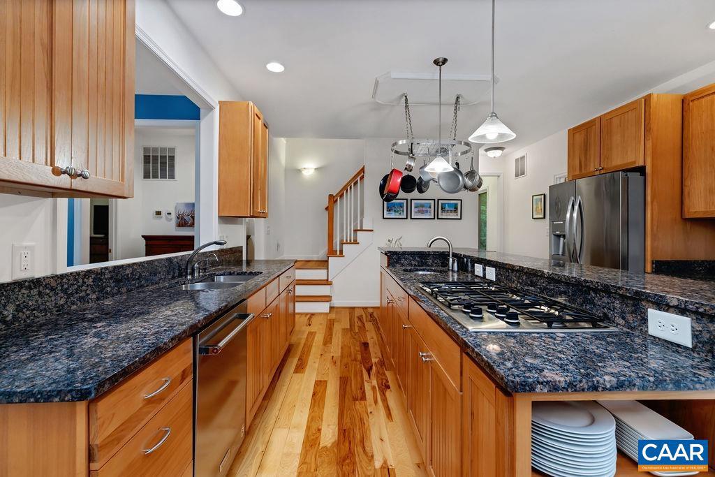 74 GRAY BIRCH LN, WINTERGREEN RESORT, Virginia 22967, 5 Bedrooms Bedrooms, ,3 BathroomsBathrooms,Residential,For sale,74 GRAY BIRCH LN,666961 MLS # 666961