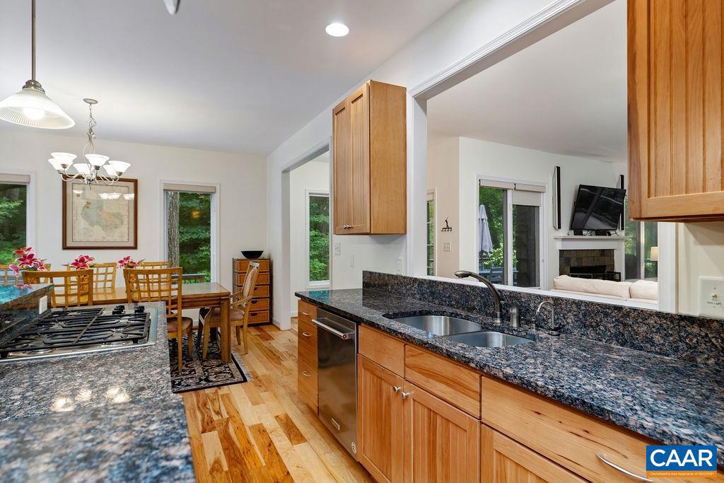 74 GRAY BIRCH LN, WINTERGREEN RESORT, Virginia 22967, 5 Bedrooms Bedrooms, ,3 BathroomsBathrooms,Residential,For sale,74 GRAY BIRCH LN,666961 MLS # 666961