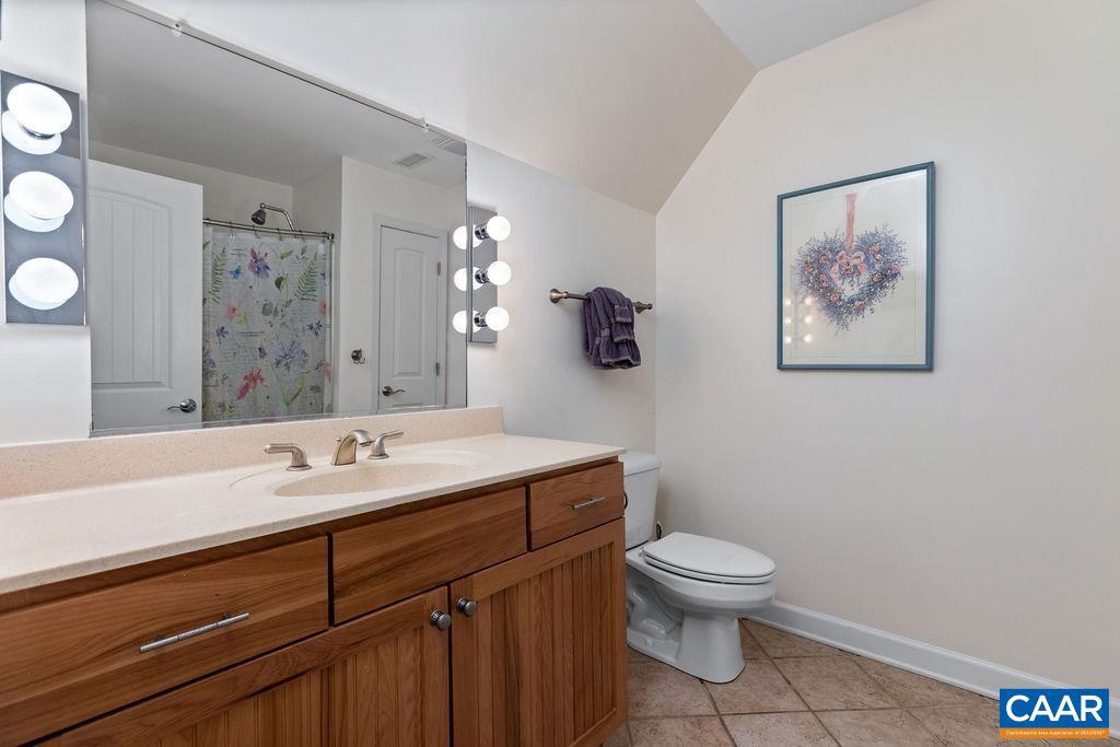 74 GRAY BIRCH LN, WINTERGREEN RESORT, Virginia 22967, 5 Bedrooms Bedrooms, ,3 BathroomsBathrooms,Residential,For sale,74 GRAY BIRCH LN,666961 MLS # 666961
