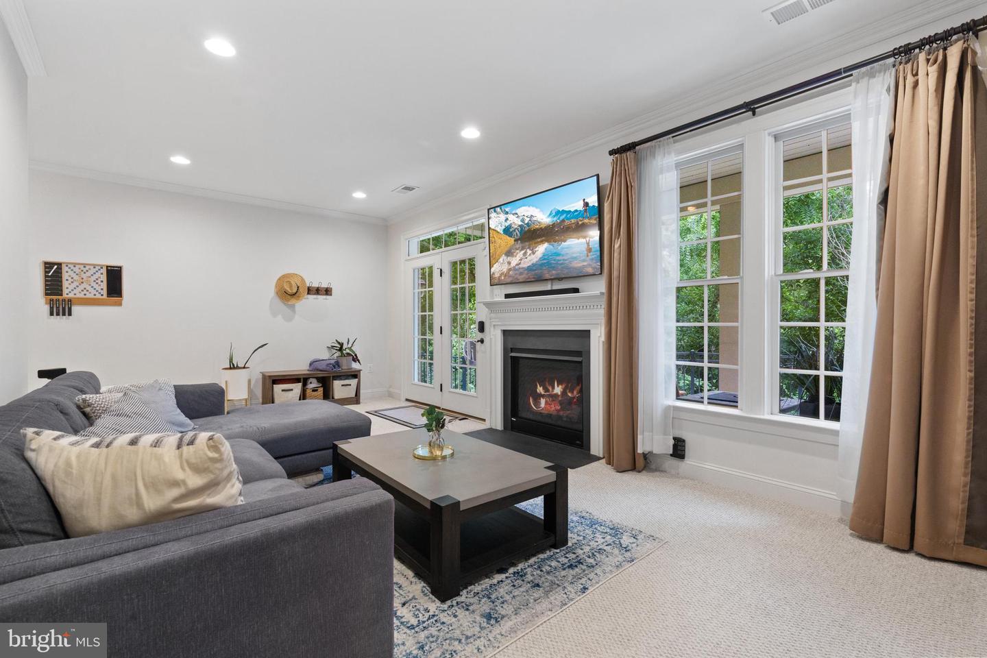 10665 YORKTOWN CT, FAIRFAX, Virginia 22030, 3 Bedrooms Bedrooms, ,3 BathroomsBathrooms,Residential,For sale,10665 YORKTOWN CT,VAFC2006674 MLS # VAFC2006674