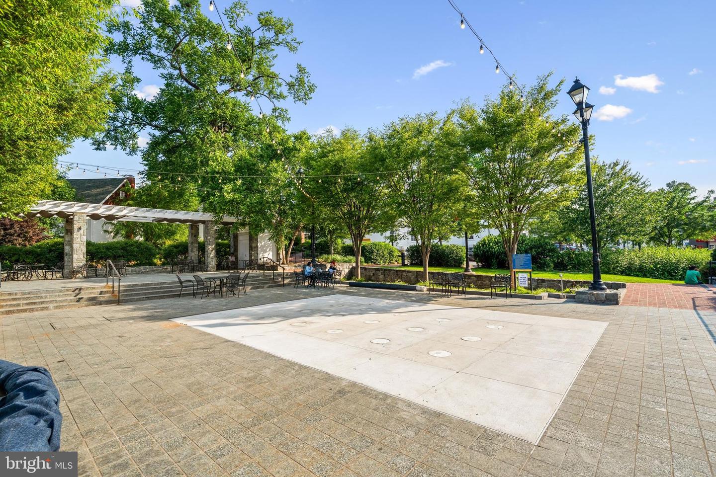 10665 YORKTOWN CT, FAIRFAX, Virginia 22030, 3 Bedrooms Bedrooms, ,3 BathroomsBathrooms,Residential,For sale,10665 YORKTOWN CT,VAFC2006674 MLS # VAFC2006674