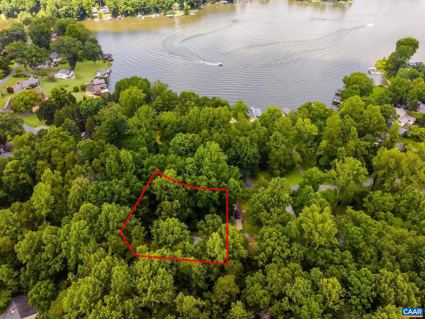 2011 S LAKESHORE DR, LOUISA, Virginia 23093, 4 Bedrooms Bedrooms, ,2 BathroomsBathrooms,Residential,For sale,2011 S LAKESHORE DR,666964 MLS # 666964