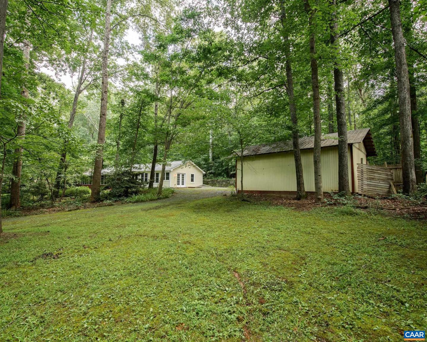 2011 S LAKESHORE DR, LOUISA, Virginia 23093, 4 Bedrooms Bedrooms, ,2 BathroomsBathrooms,Residential,For sale,2011 S LAKESHORE DR,666964 MLS # 666964
