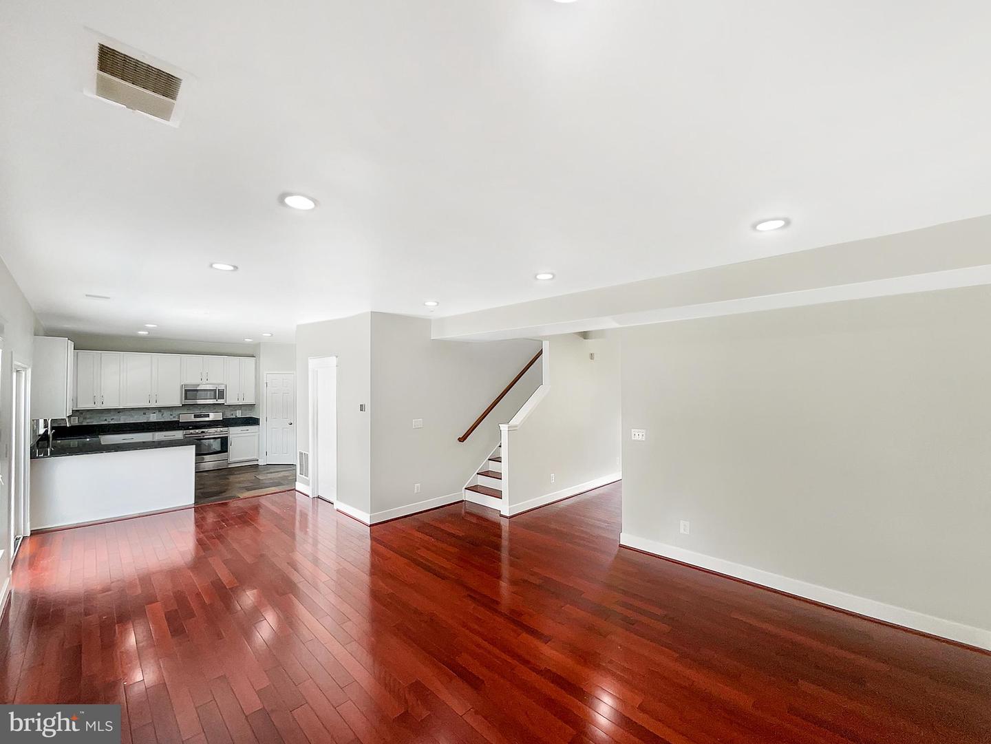 2641 MYRTLEWOOD DR, DUMFRIES, Virginia 22026, 4 Bedrooms Bedrooms, ,3 BathroomsBathrooms,Residential,For sale,2641 MYRTLEWOOD DR,VAPW2099688 MLS # VAPW2099688