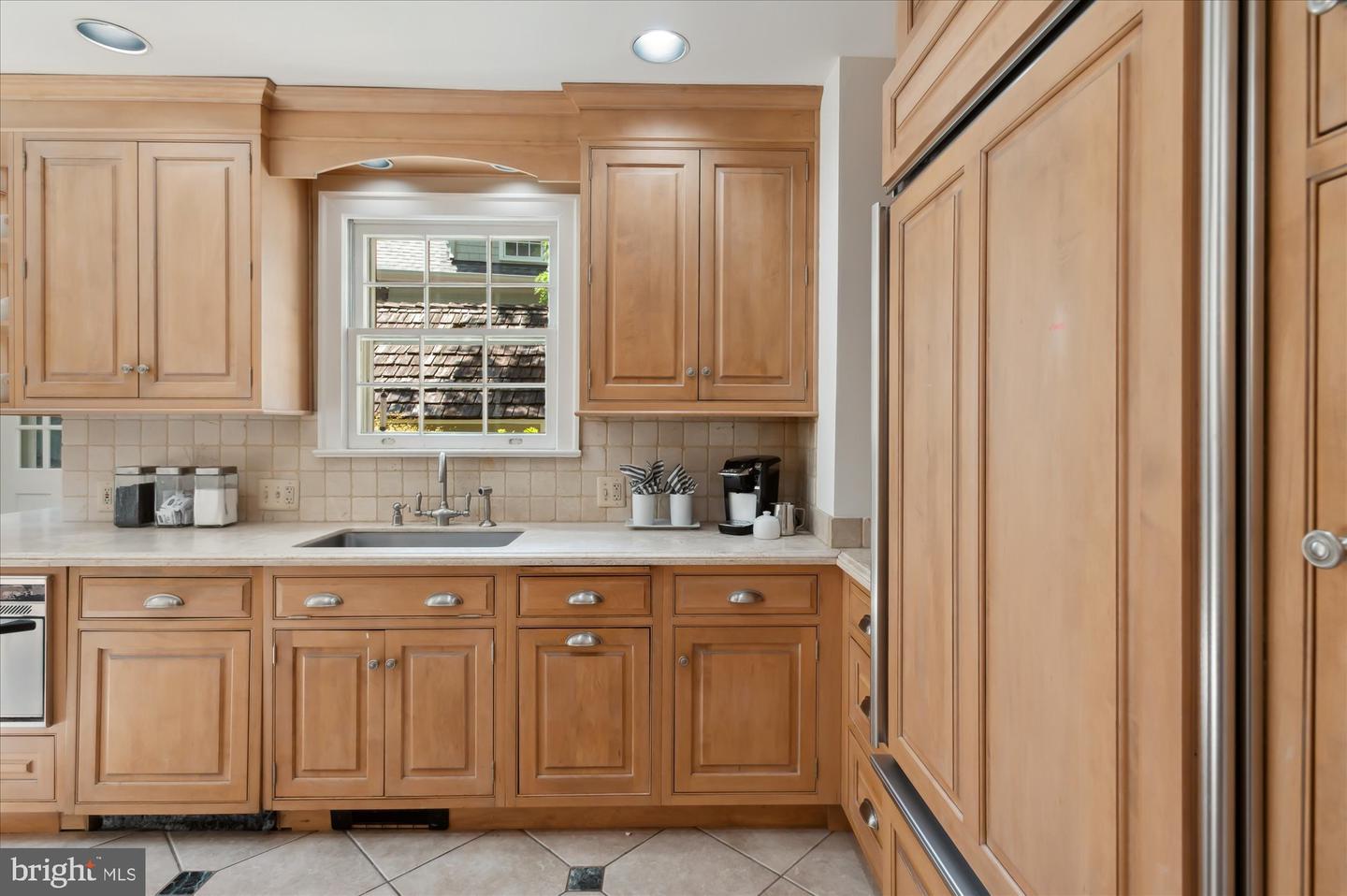 3614 N ABINGDON ST, ARLINGTON, Virginia 22207, 4 Bedrooms Bedrooms, ,3 BathroomsBathrooms,Residential,For sale,3614 N ABINGDON ST,VAAR2061164 MLS # VAAR2061164