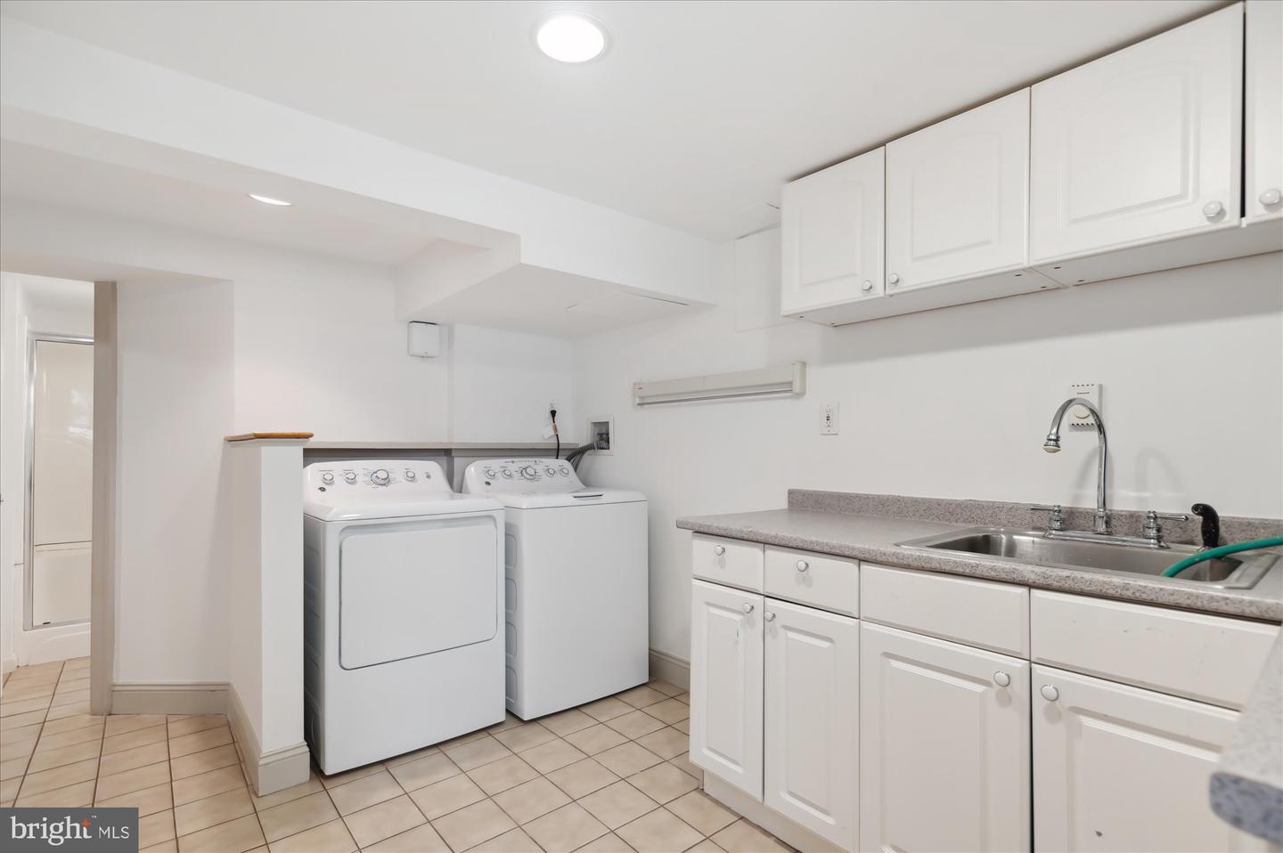 3614 N ABINGDON ST, ARLINGTON, Virginia 22207, 4 Bedrooms Bedrooms, ,3 BathroomsBathrooms,Residential,For sale,3614 N ABINGDON ST,VAAR2061164 MLS # VAAR2061164