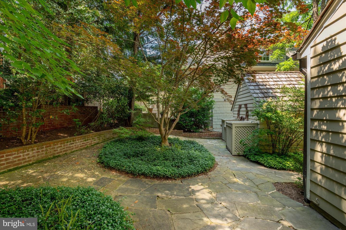 3614 N ABINGDON ST, ARLINGTON, Virginia 22207, 4 Bedrooms Bedrooms, ,3 BathroomsBathrooms,Residential,For sale,3614 N ABINGDON ST,VAAR2061164 MLS # VAAR2061164