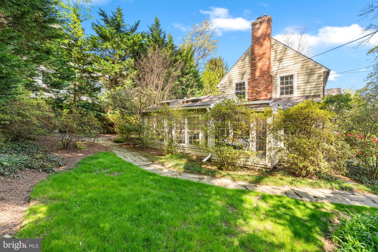 3614 N ABINGDON ST, ARLINGTON, Virginia 22207, 4 Bedrooms Bedrooms, ,3 BathroomsBathrooms,Residential,For sale,3614 N ABINGDON ST,VAAR2061164 MLS # VAAR2061164