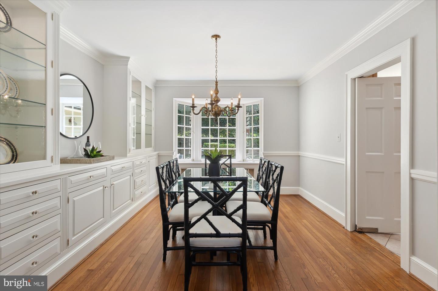 3614 N ABINGDON ST, ARLINGTON, Virginia 22207, 4 Bedrooms Bedrooms, ,3 BathroomsBathrooms,Residential,For sale,3614 N ABINGDON ST,VAAR2061164 MLS # VAAR2061164