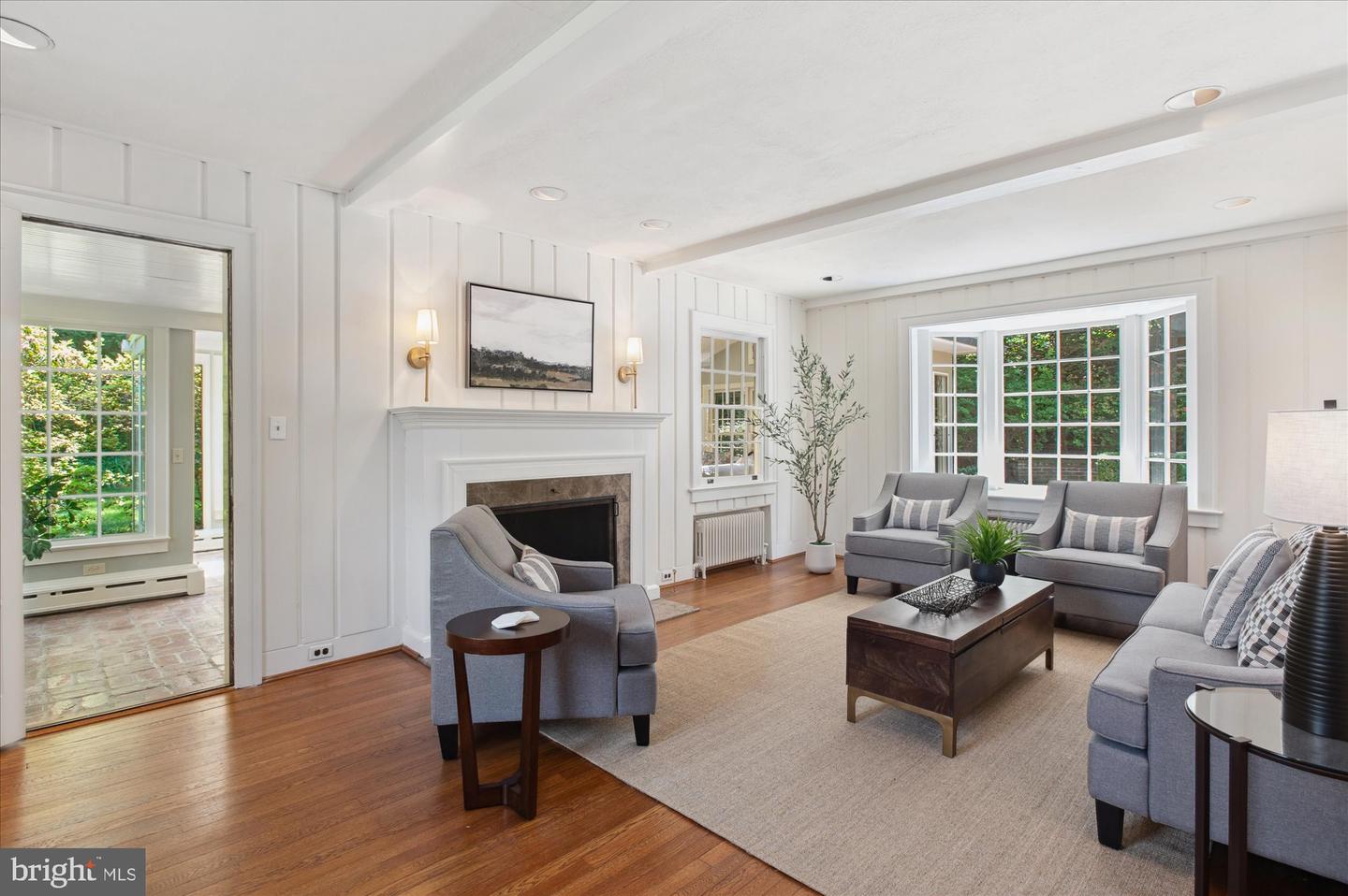 3614 N ABINGDON ST, ARLINGTON, Virginia 22207, 4 Bedrooms Bedrooms, ,3 BathroomsBathrooms,Residential,For sale,3614 N ABINGDON ST,VAAR2061164 MLS # VAAR2061164