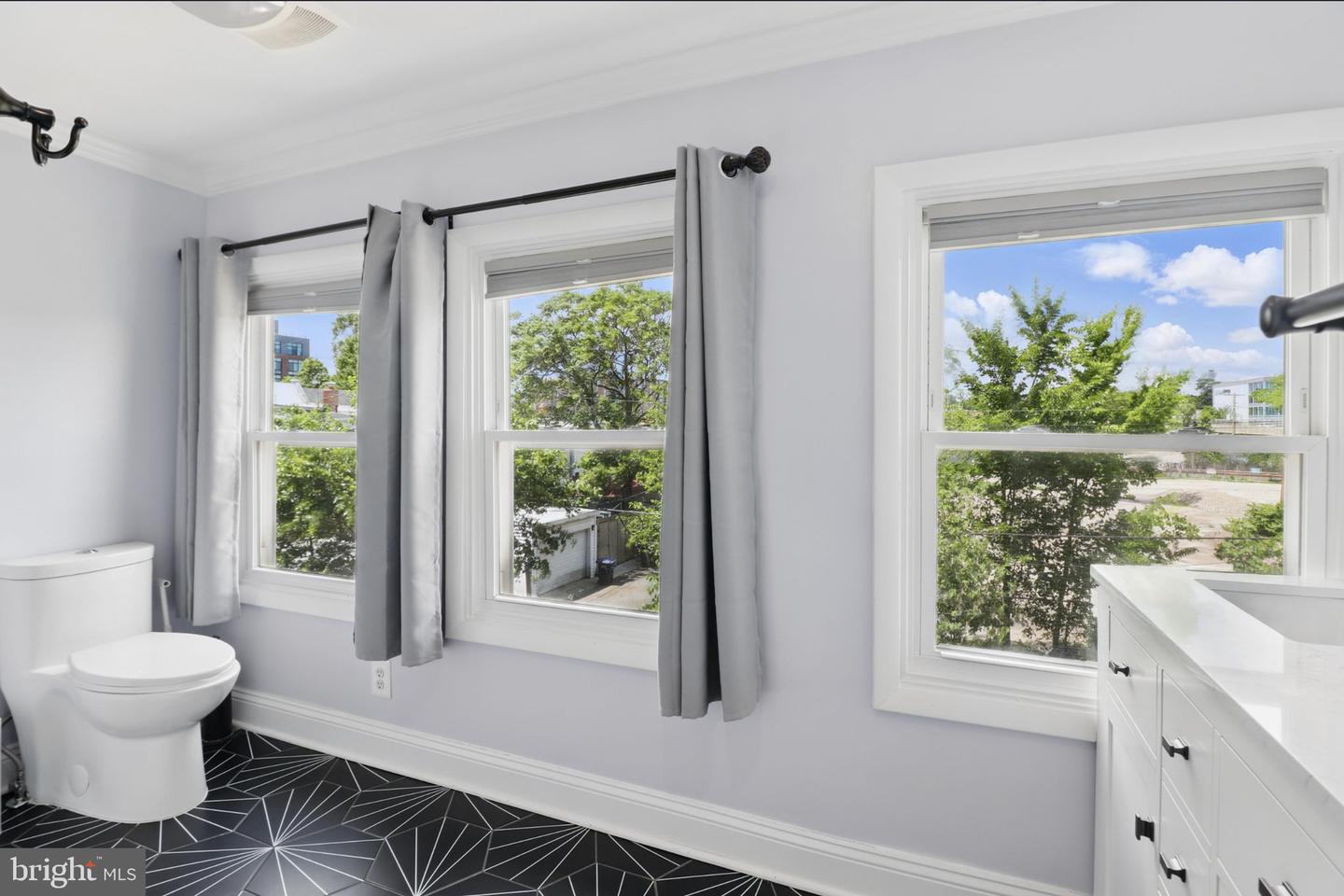 2714 10TH ST NE, WASHINGTON, District Of Columbia 20018, 3 Bedrooms Bedrooms, ,3 BathroomsBathrooms,Residential,For sale,2714 10TH ST NE,DCDC2211420 MLS # DCDC2211420