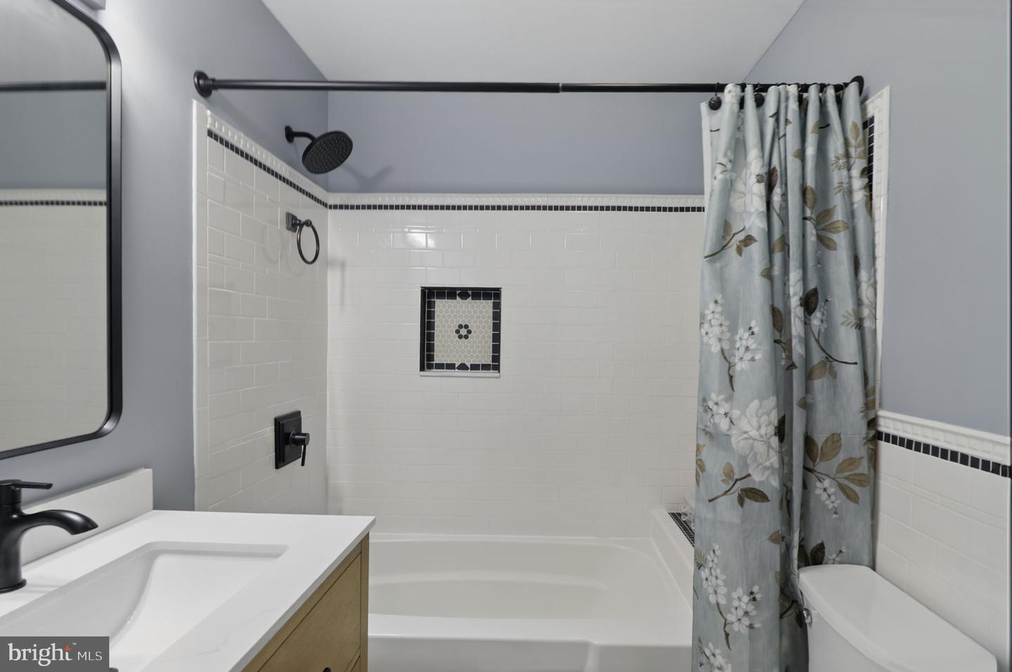 2714 10TH ST NE, WASHINGTON, District Of Columbia 20018, 3 Bedrooms Bedrooms, ,3 BathroomsBathrooms,Residential,For sale,2714 10TH ST NE,DCDC2211420 MLS # DCDC2211420
