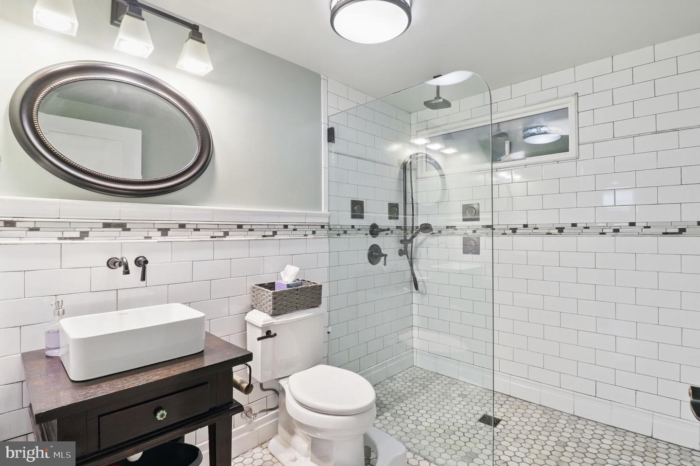 2714 10TH ST NE, WASHINGTON, District Of Columbia 20018, 3 Bedrooms Bedrooms, ,3 BathroomsBathrooms,Residential,For sale,2714 10TH ST NE,DCDC2211420 MLS # DCDC2211420