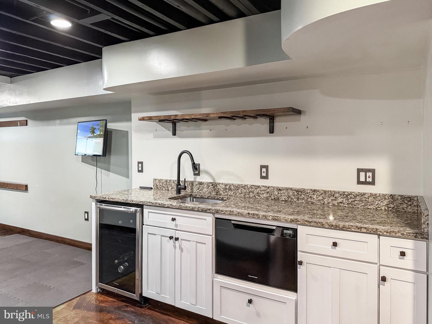 2714 10TH ST NE, WASHINGTON, District Of Columbia 20018, 3 Bedrooms Bedrooms, ,3 BathroomsBathrooms,Residential,For sale,2714 10TH ST NE,DCDC2211420 MLS # DCDC2211420