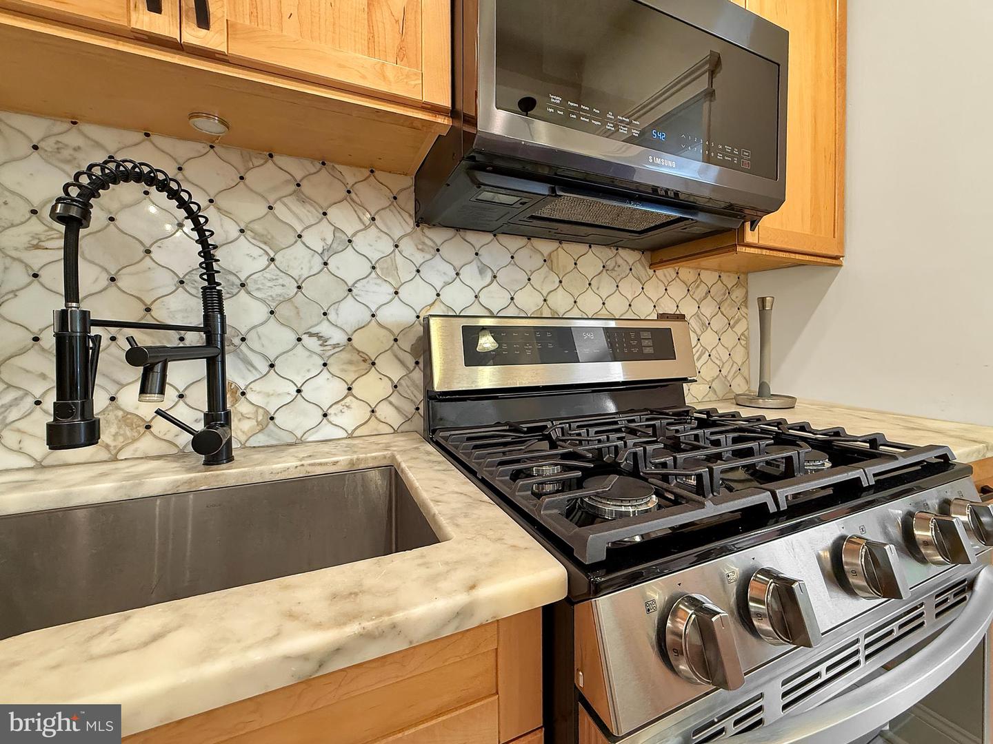 2714 10TH ST NE, WASHINGTON, District Of Columbia 20018, 3 Bedrooms Bedrooms, ,3 BathroomsBathrooms,Residential,For sale,2714 10TH ST NE,DCDC2211420 MLS # DCDC2211420