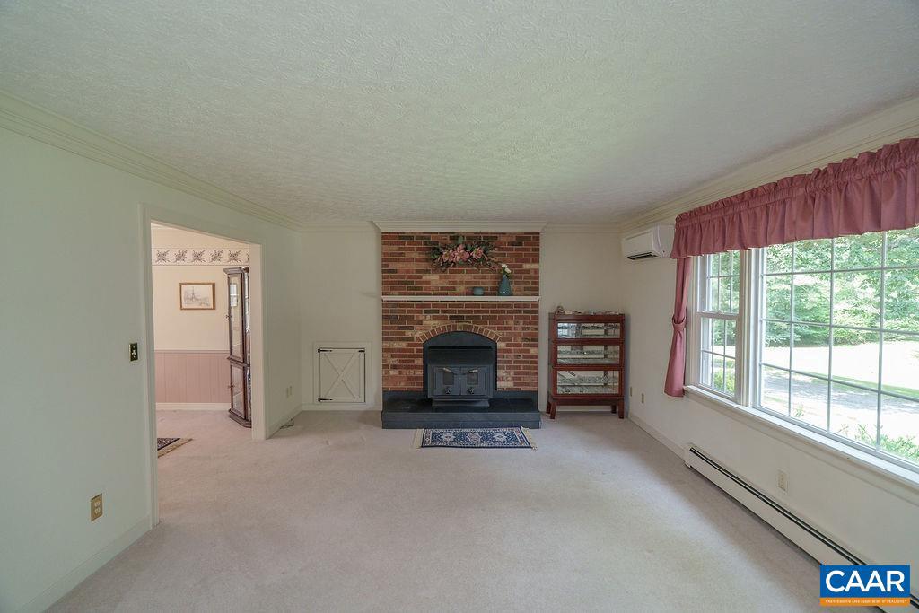 3375 PREDDY CREEK RD, CHARLOTTESVILLE, Virginia 22911, 4 Bedrooms Bedrooms, ,2 BathroomsBathrooms,Residential,For sale,3375 PREDDY CREEK RD,666978 MLS # 666978