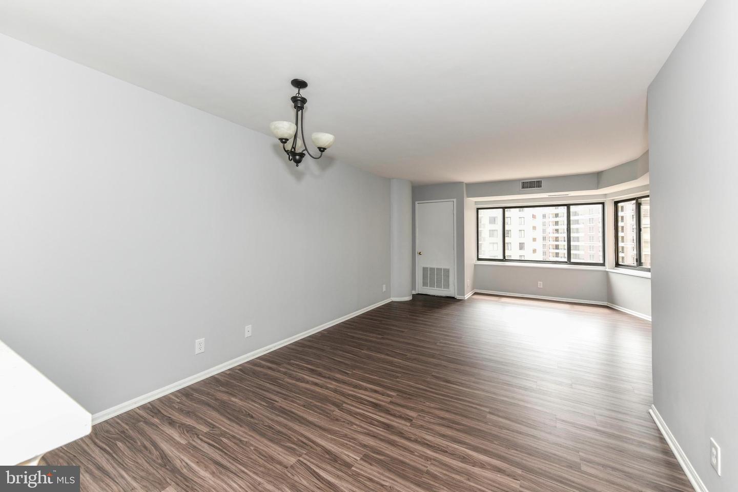 900 N STAFFORD ST #1112, ARLINGTON, Virginia 22203, 1 Bedroom Bedrooms, 6 Rooms Rooms,1 BathroomBathrooms,Residential,For sale,900 N STAFFORD ST #1112,VAAR2061148 MLS # VAAR2061148