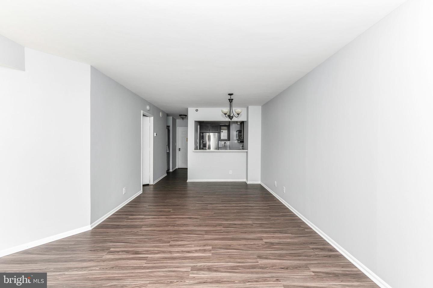 900 N STAFFORD ST #1112, ARLINGTON, Virginia 22203, 1 Bedroom Bedrooms, 6 Rooms Rooms,1 BathroomBathrooms,Residential,For sale,900 N STAFFORD ST #1112,VAAR2061148 MLS # VAAR2061148