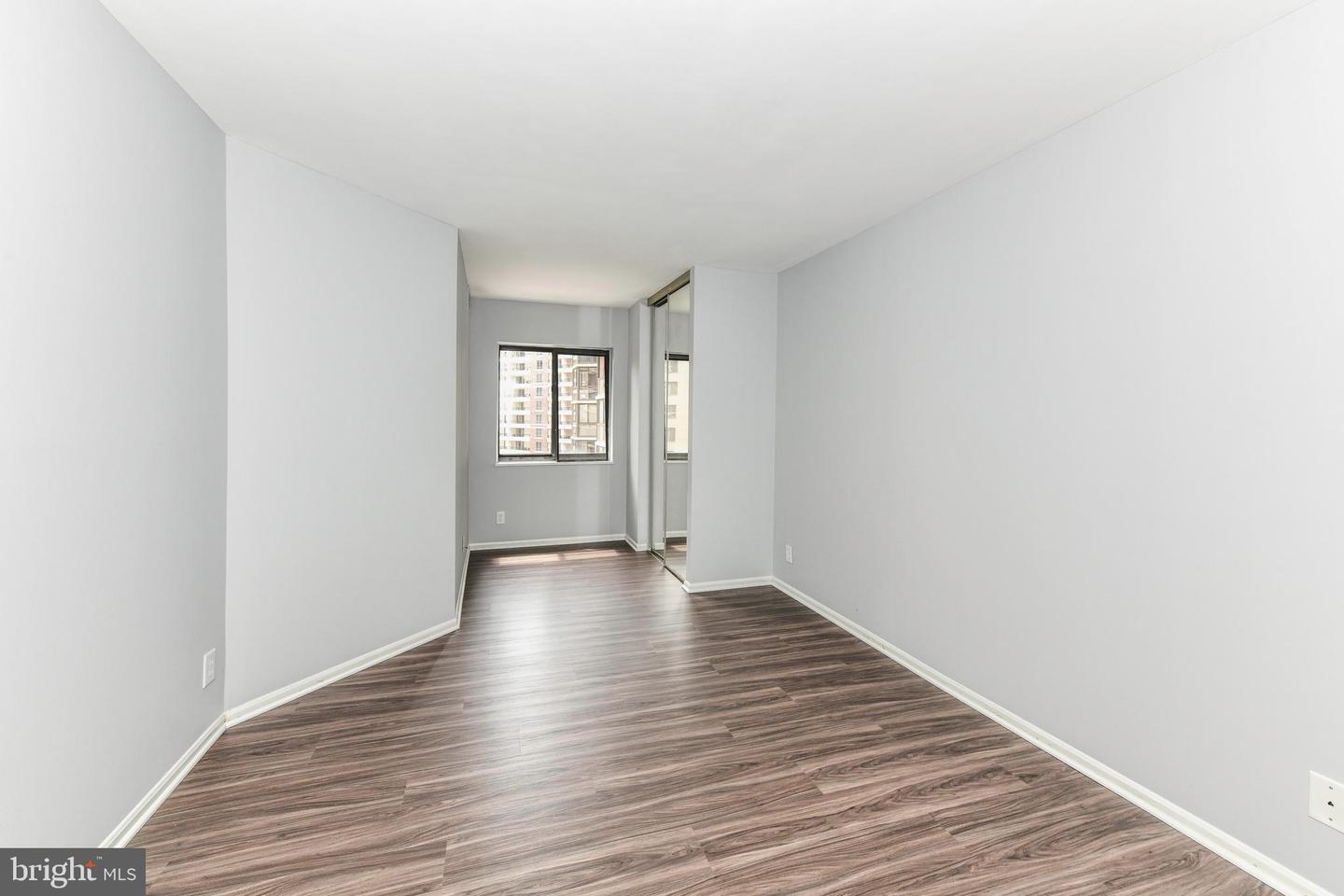 900 N STAFFORD ST #1112, ARLINGTON, Virginia 22203, 1 Bedroom Bedrooms, 6 Rooms Rooms,1 BathroomBathrooms,Residential,For sale,900 N STAFFORD ST #1112,VAAR2061148 MLS # VAAR2061148