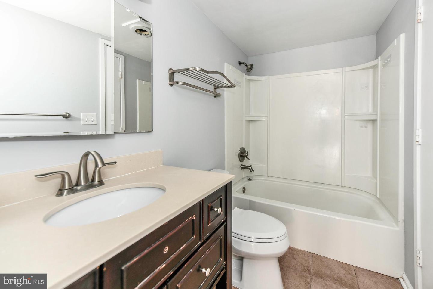 900 N STAFFORD ST #1112, ARLINGTON, Virginia 22203, 1 Bedroom Bedrooms, 6 Rooms Rooms,1 BathroomBathrooms,Residential,For sale,900 N STAFFORD ST #1112,VAAR2061148 MLS # VAAR2061148