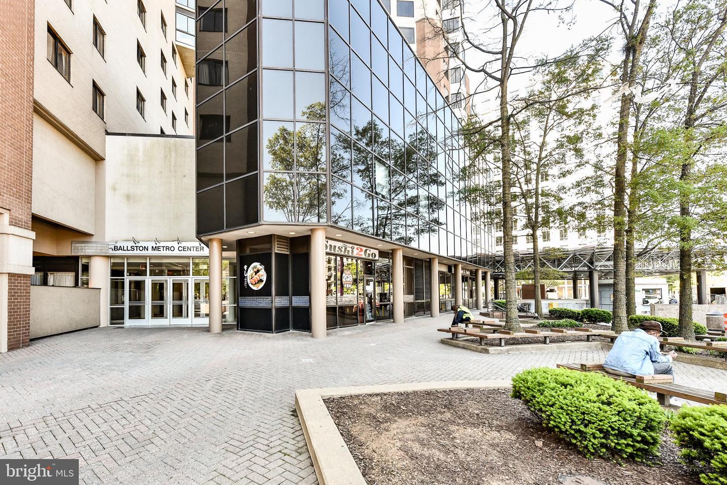 900 N STAFFORD ST #1112, ARLINGTON, Virginia 22203, 1 Bedroom Bedrooms, 6 Rooms Rooms,1 BathroomBathrooms,Residential,For sale,900 N STAFFORD ST #1112,VAAR2061148 MLS # VAAR2061148