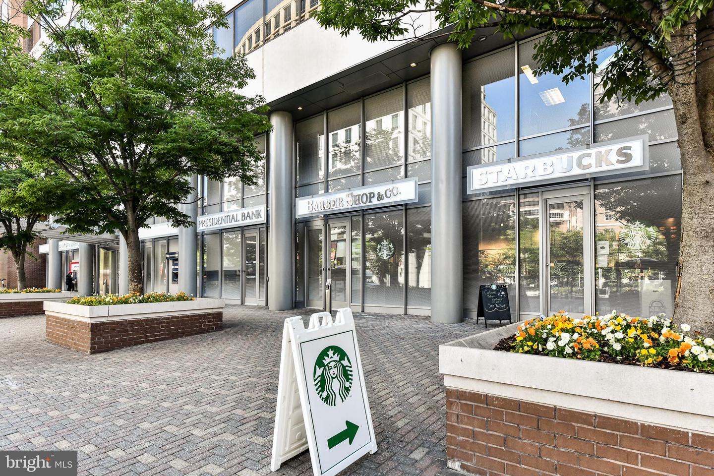 900 N STAFFORD ST #1112, ARLINGTON, Virginia 22203, 1 Bedroom Bedrooms, 6 Rooms Rooms,1 BathroomBathrooms,Residential,For sale,900 N STAFFORD ST #1112,VAAR2061148 MLS # VAAR2061148