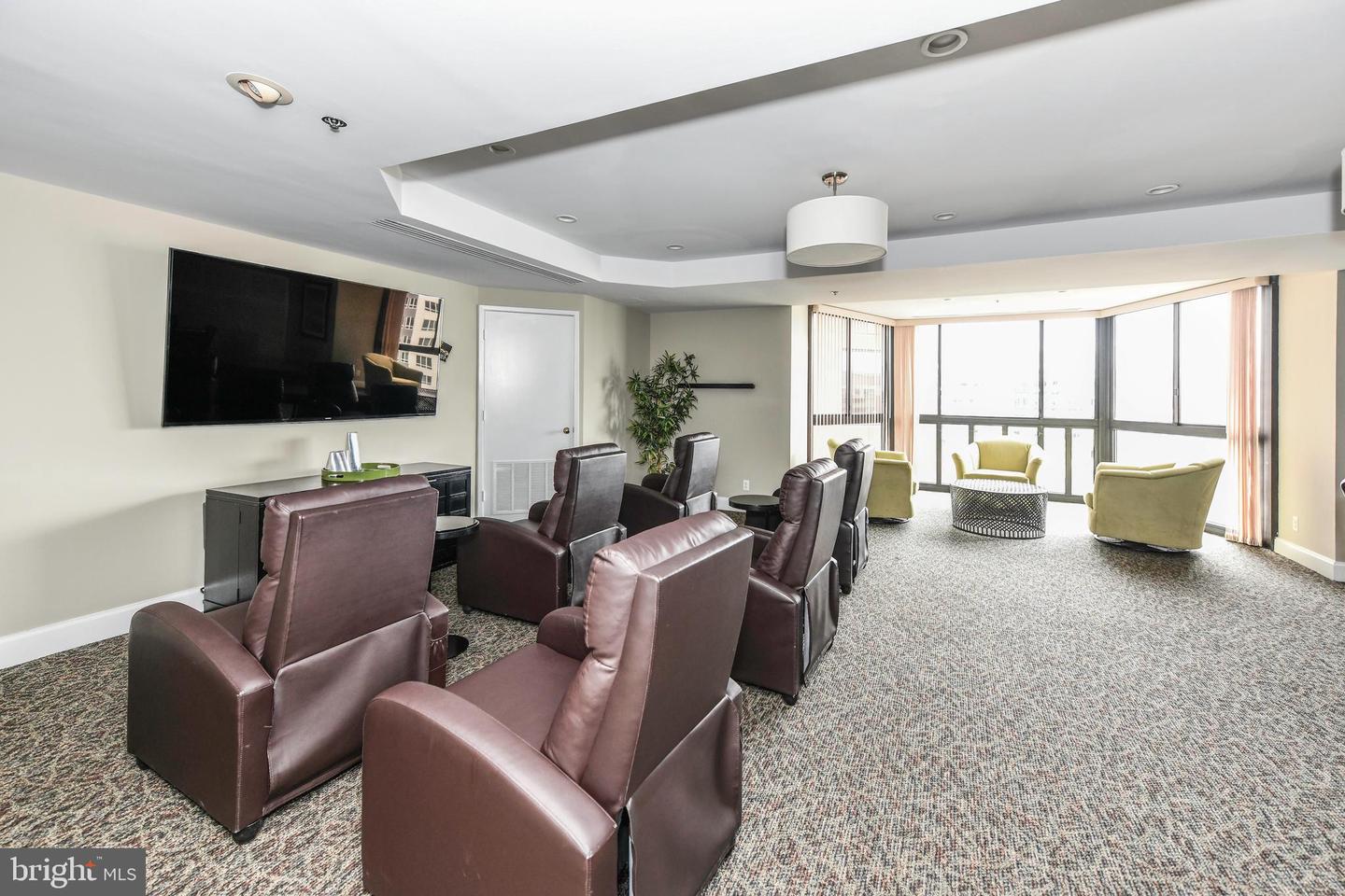 900 N STAFFORD ST #1112, ARLINGTON, Virginia 22203, 1 Bedroom Bedrooms, 6 Rooms Rooms,1 BathroomBathrooms,Residential,For sale,900 N STAFFORD ST #1112,VAAR2061148 MLS # VAAR2061148
