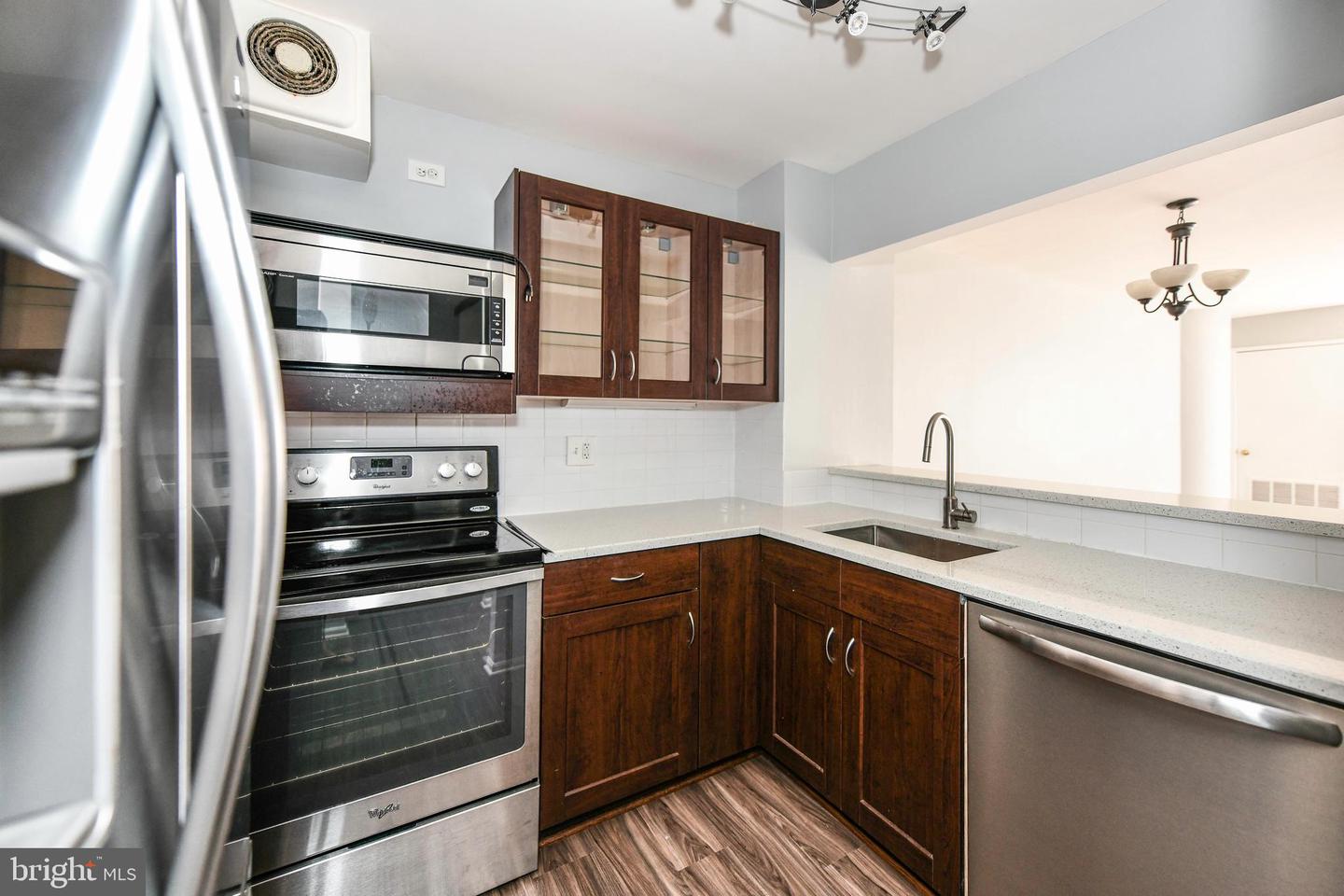 900 N STAFFORD ST #1112, ARLINGTON, Virginia 22203, 1 Bedroom Bedrooms, 6 Rooms Rooms,1 BathroomBathrooms,Residential,For sale,900 N STAFFORD ST #1112,VAAR2061148 MLS # VAAR2061148