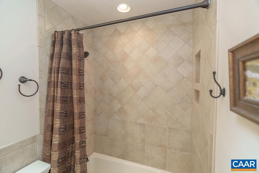 3365 PREDDY CREEK RD, CHARLOTTESVILLE, Virginia 22911, 4 Bedrooms Bedrooms, ,2 BathroomsBathrooms,Residential,For sale,3365 PREDDY CREEK RD,666979 MLS # 666979