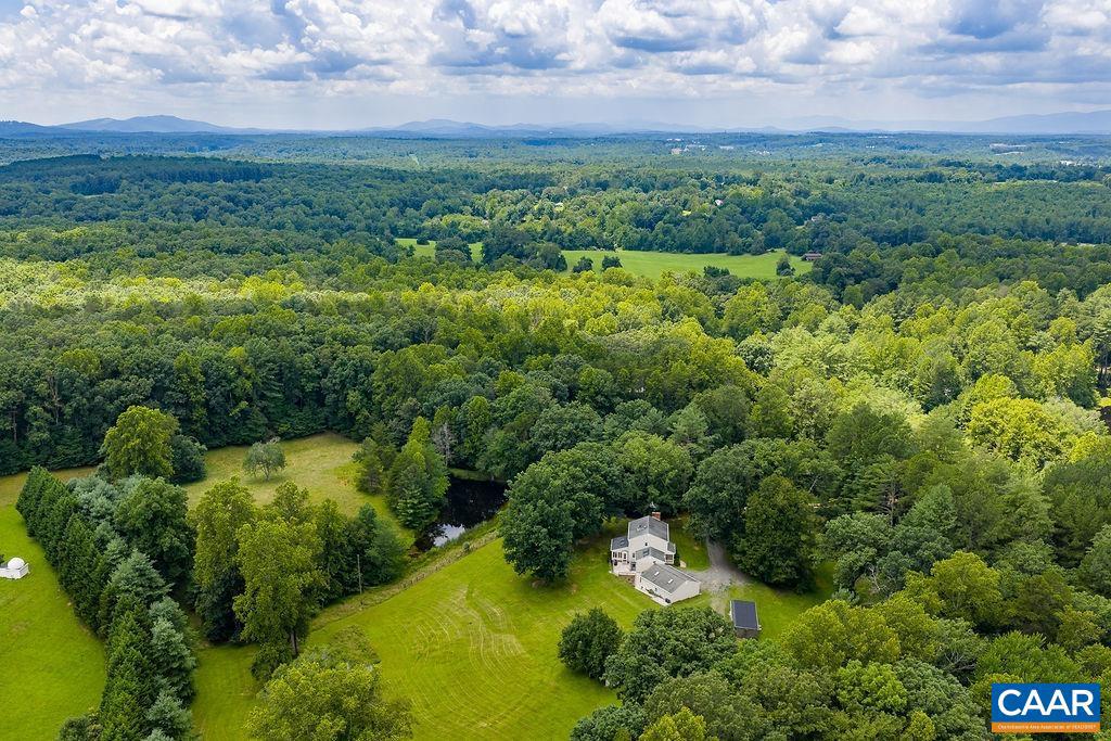 3365 PREDDY CREEK RD, CHARLOTTESVILLE, Virginia 22911, 4 Bedrooms Bedrooms, ,2 BathroomsBathrooms,Residential,For sale,3365 PREDDY CREEK RD,666979 MLS # 666979