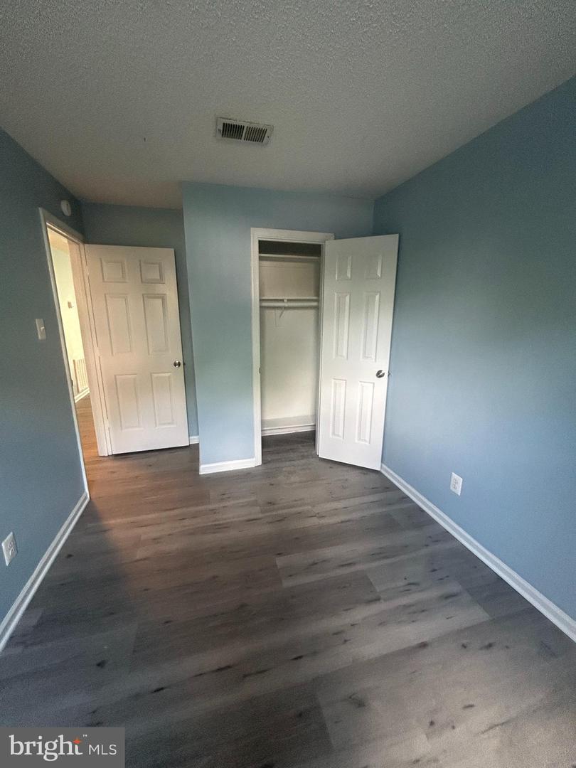 12113 GREENWAY CT #101, FAIRFAX, Virginia 22033, 3 Bedrooms Bedrooms, ,2 BathroomsBathrooms,Residential,For sale,12113 GREENWAY CT #101,VAFX2203976 MLS # VAFX2203976
