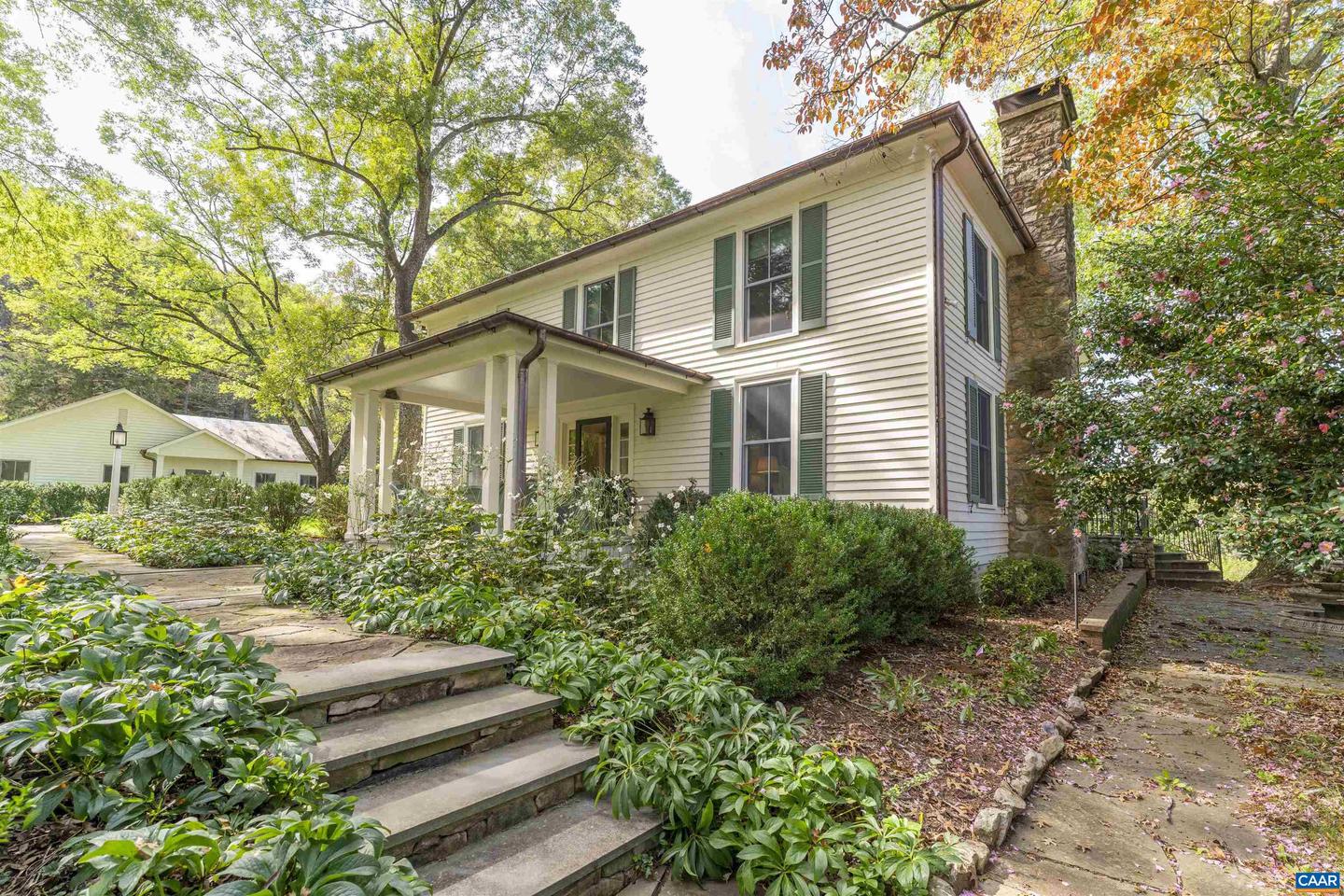 3652 IRONWOOD LN, CHARLOTTESVILLE, Virginia 22901, 4 Bedrooms Bedrooms, ,4 BathroomsBathrooms,Residential,For sale,3652 IRONWOOD LN,657943 MLS # 657943
