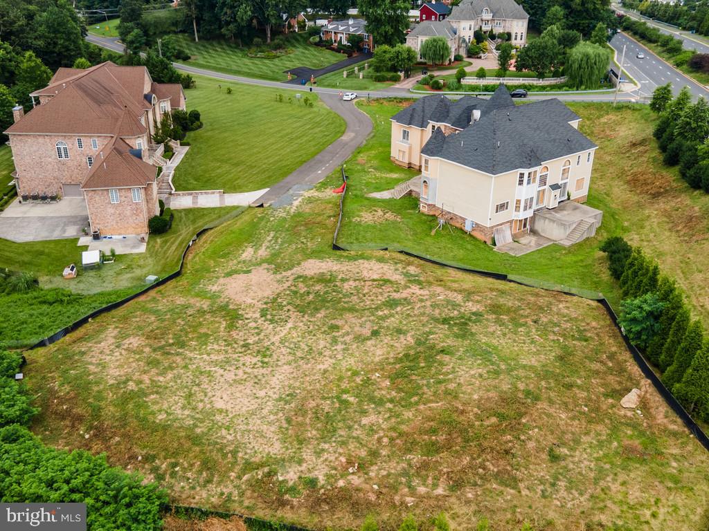 11703 SUGARLAND RD, HERNDON, Virginia 20170, ,Land,For sale,11703 SUGARLAND RD,VAFX2256848 MLS # VAFX2256848
