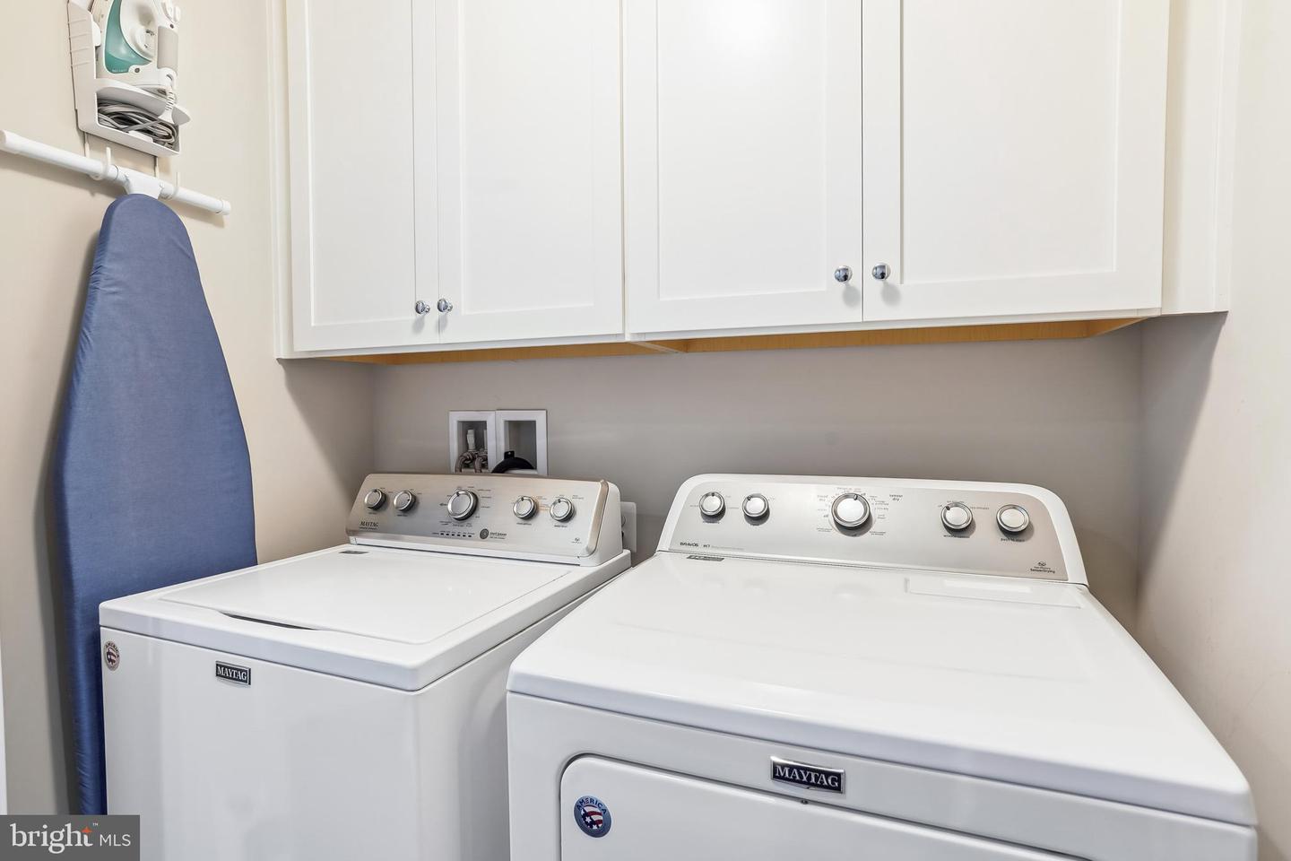 415 BICKSLER SQ SE, LEESBURG, Virginia 20175, 4 Bedrooms Bedrooms, ,4 BathroomsBathrooms,Residential,For sale,415 BICKSLER SQ SE,VALO2086854 MLS # VALO2086854