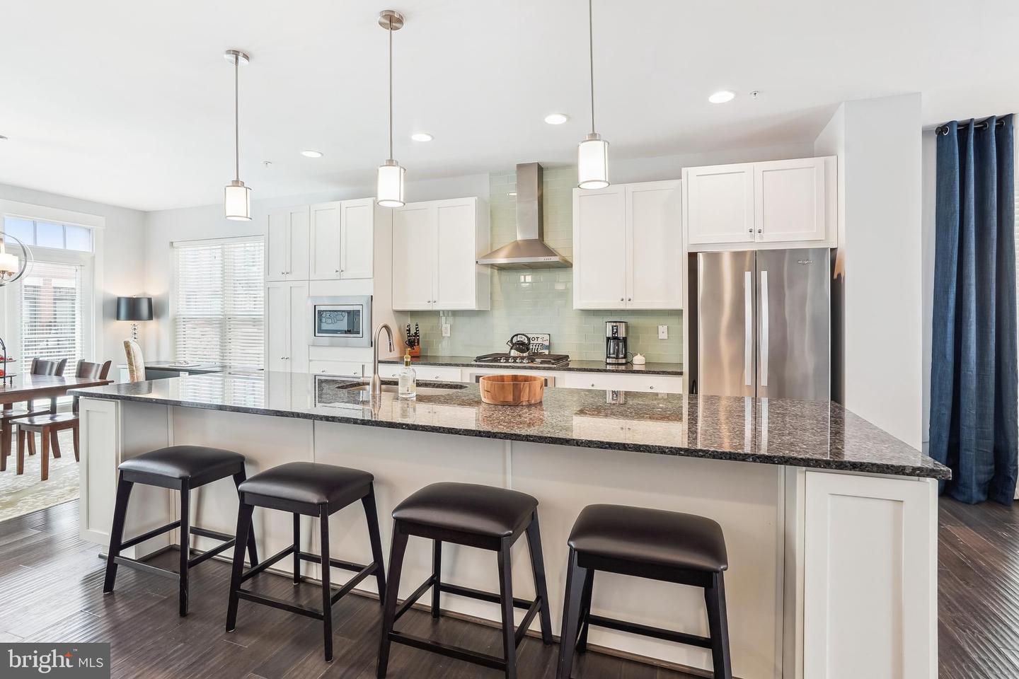 415 BICKSLER SQ SE, LEESBURG, Virginia 20175, 4 Bedrooms Bedrooms, ,4 BathroomsBathrooms,Residential,For sale,415 BICKSLER SQ SE,VALO2086854 MLS # VALO2086854