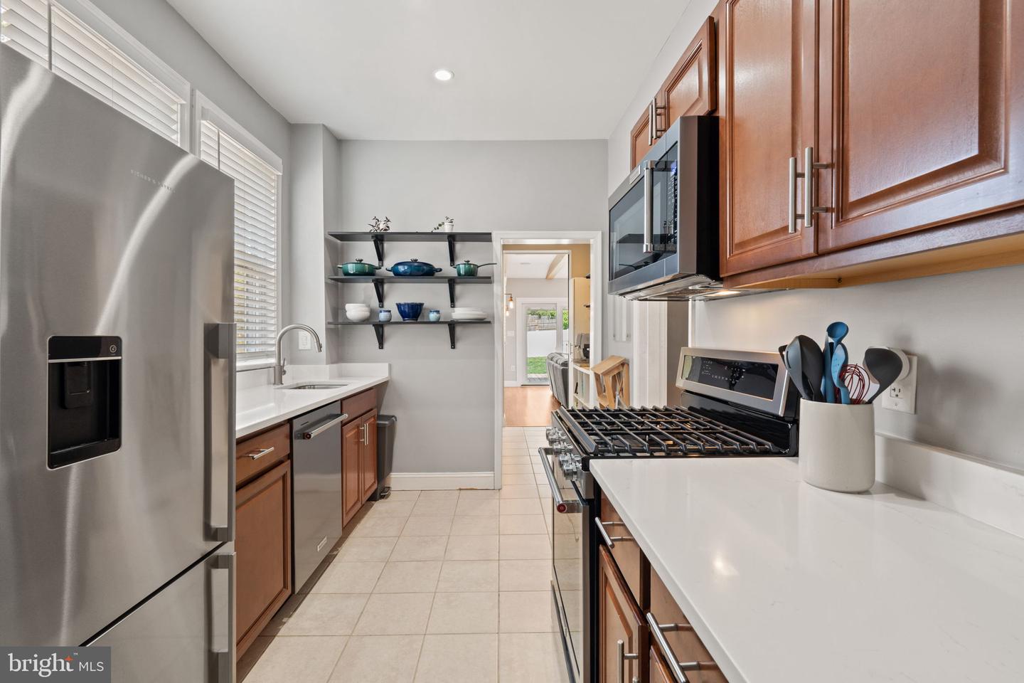 2804 MYRTLE AVE NE, WASHINGTON, District Of Columbia 20018, 3 Bedrooms Bedrooms, ,3 BathroomsBathrooms,Residential,For sale,2804 MYRTLE AVE NE,DCDC2191398 MLS # DCDC2191398