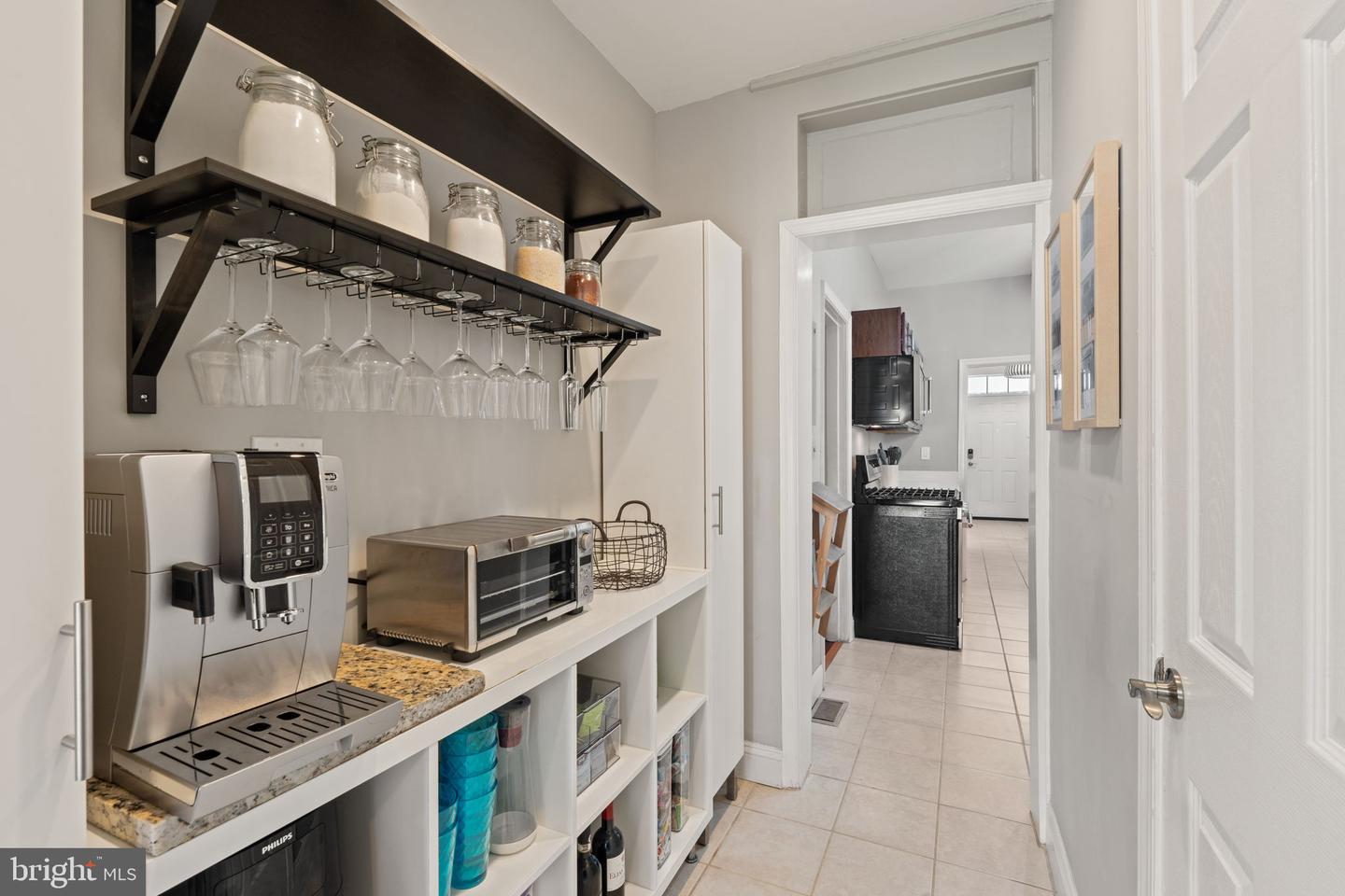 2804 MYRTLE AVE NE, WASHINGTON, District Of Columbia 20018, 3 Bedrooms Bedrooms, ,3 BathroomsBathrooms,Residential,For sale,2804 MYRTLE AVE NE,DCDC2191398 MLS # DCDC2191398