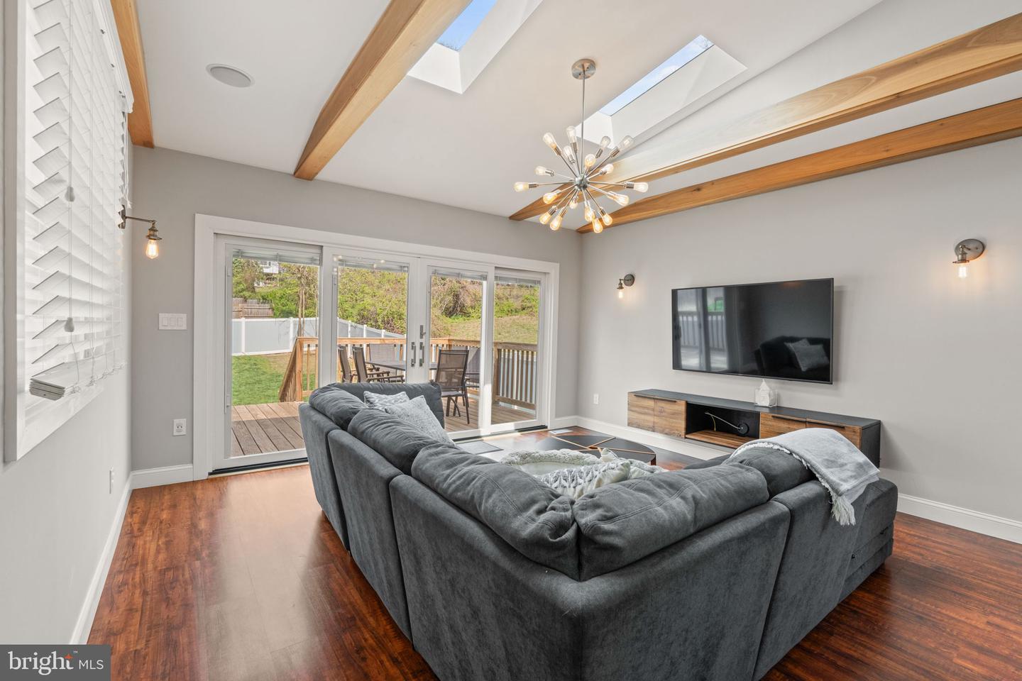 2804 MYRTLE AVE NE, WASHINGTON, District Of Columbia 20018, 3 Bedrooms Bedrooms, ,3 BathroomsBathrooms,Residential,For sale,2804 MYRTLE AVE NE,DCDC2191398 MLS # DCDC2191398