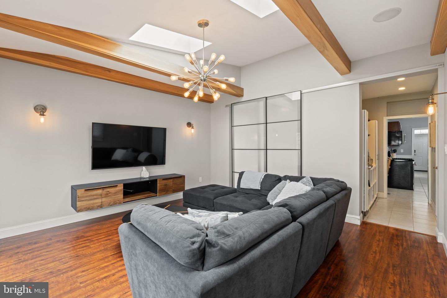2804 MYRTLE AVE NE, WASHINGTON, District Of Columbia 20018, 3 Bedrooms Bedrooms, ,3 BathroomsBathrooms,Residential,For sale,2804 MYRTLE AVE NE,DCDC2191398 MLS # DCDC2191398
