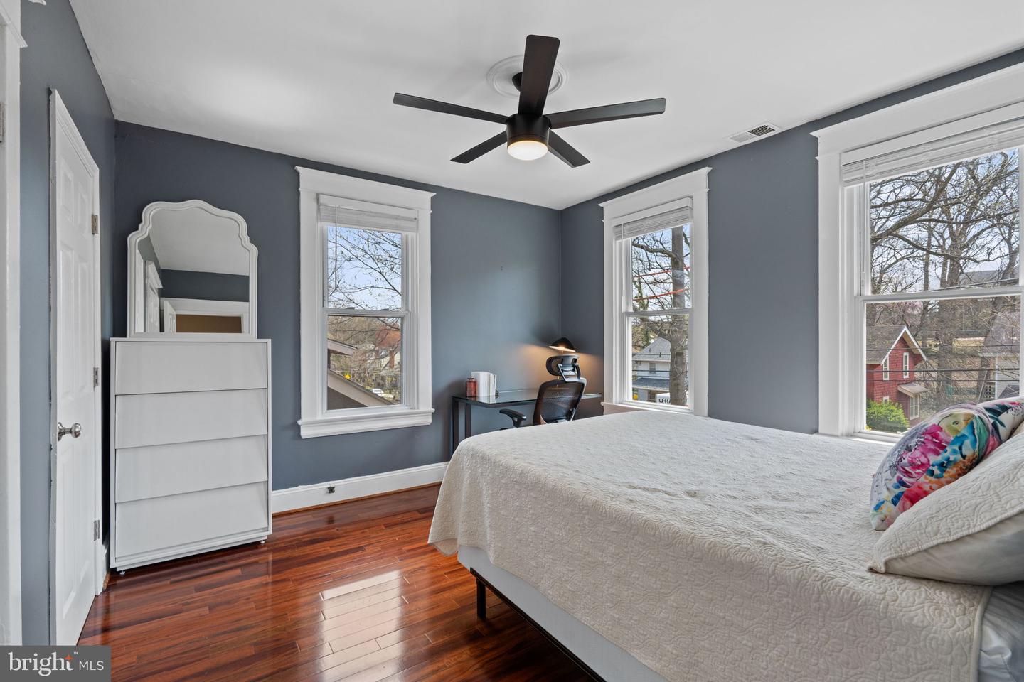 2804 MYRTLE AVE NE, WASHINGTON, District Of Columbia 20018, 3 Bedrooms Bedrooms, ,3 BathroomsBathrooms,Residential,For sale,2804 MYRTLE AVE NE,DCDC2191398 MLS # DCDC2191398