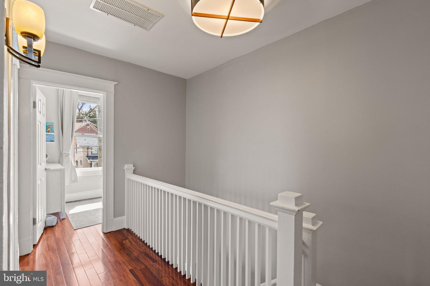 2804 MYRTLE AVE NE, WASHINGTON, District Of Columbia 20018, 3 Bedrooms Bedrooms, ,3 BathroomsBathrooms,Residential,For sale,2804 MYRTLE AVE NE,DCDC2191398 MLS # DCDC2191398
