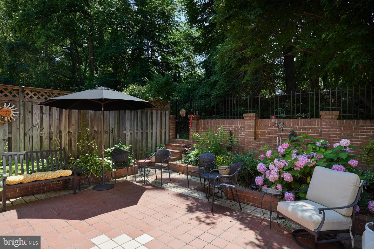 2712 UNICORN LN NW, WASHINGTON, District Of Columbia 20015, 4 Bedrooms Bedrooms, ,3 BathroomsBathrooms,Residential,For sale,2712 UNICORN LN NW,DCDC2192270 MLS # DCDC2192270